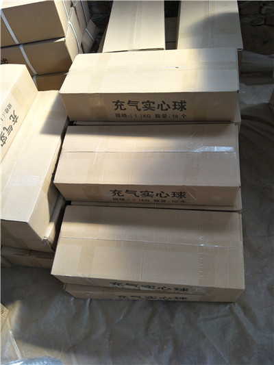 體操墊、羽毛球柱、實心球、海綿包大量現(xiàn)貨